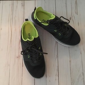 Men’s running shoes